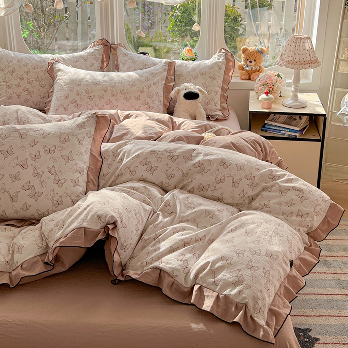 91家纺网 家纺一手货源 找家纺 莱越家纺 2026新款A类仿棉四件套古法水洗棉法式工艺花边四件套 蝴蝶纷飞