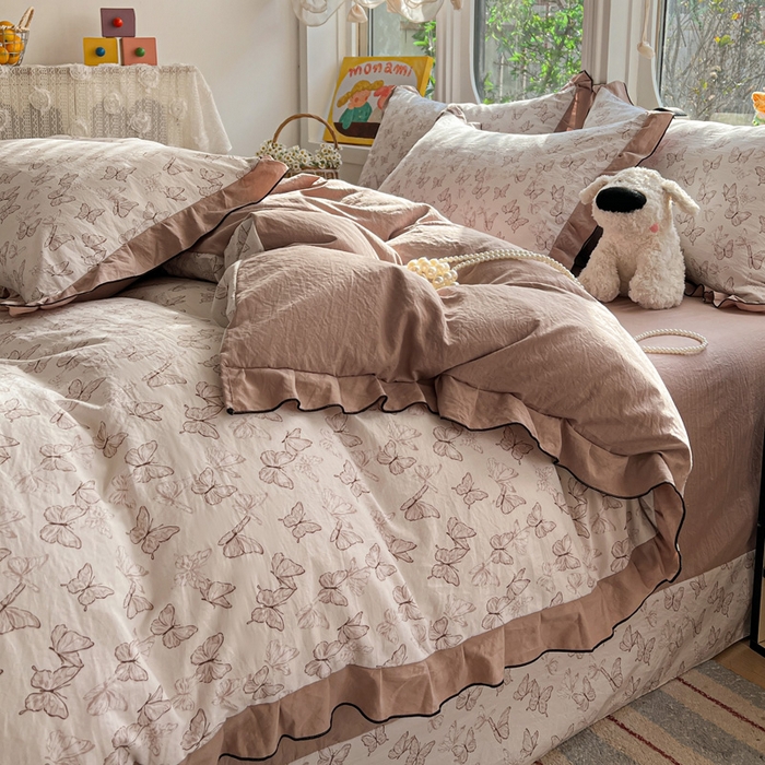 91家纺网 家纺一手货源 找家纺 莱越家纺 2026新款A类仿棉四件套古法水洗棉法式工艺花边四件套 蝴蝶纷飞