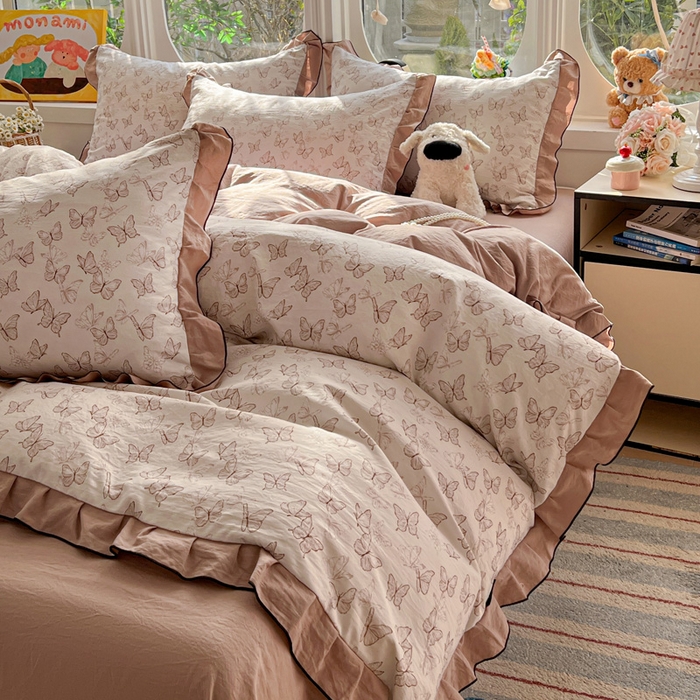 91家纺网 家纺一手货源 找家纺 莱越家纺 2026新款A类仿棉四件套古法水洗棉法式工艺花边四件套 蝴蝶纷飞