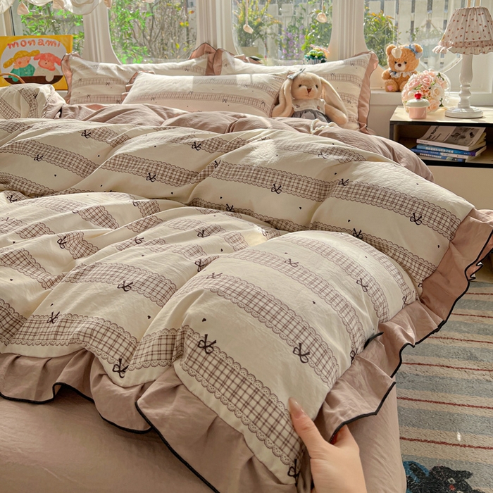 91家纺网 家纺一手货源 找家纺 莱越家纺 2026新款A类仿棉四件套古法水洗棉法式工艺花边四件套 蝴蝶结