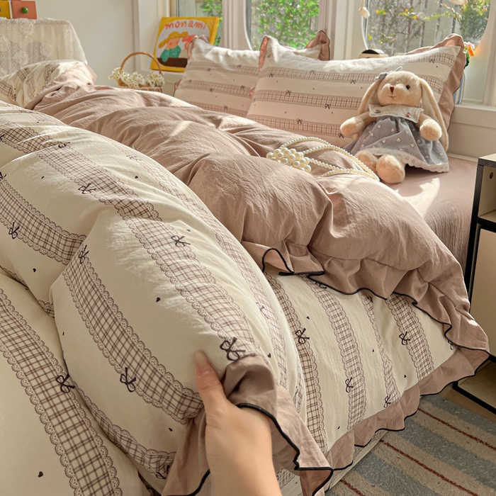 91家纺网 家纺一手货源 找家纺 莱越家纺 2026新款A类仿棉四件套古法水洗棉法式工艺花边四件套 蝴蝶结