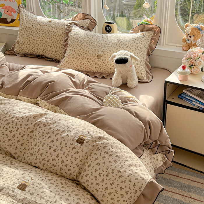 91家纺网 家纺一手货源 找家纺 莱越家纺 2026新款A类仿棉四件套古法水洗棉法式工艺花边四件套 花园兔