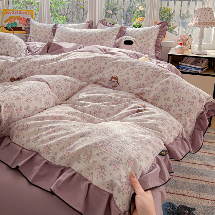 91家纺网 家纺一手货源 找家纺 莱越家纺 2026新款A类仿棉四件套古法水洗棉法式工艺花边四件套 情书