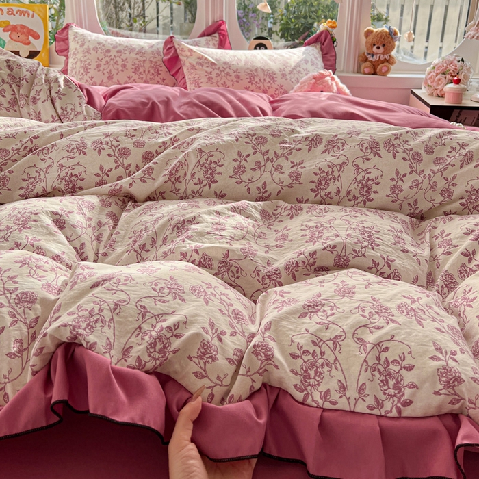 91家纺网 家纺一手货源 找家纺 莱越家纺 2026新款A类仿棉四件套古法水洗棉法式工艺花边四件套 邂逅