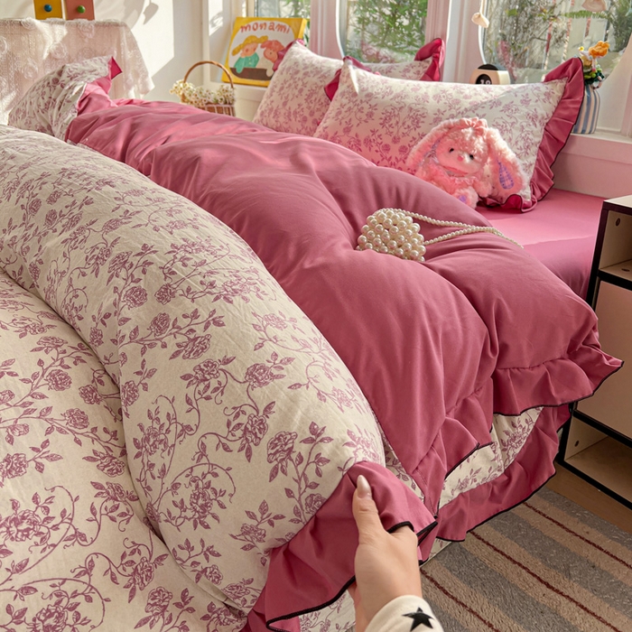 91家纺网 家纺一手货源 找家纺 莱越家纺 2026新款A类仿棉四件套古法水洗棉法式工艺花边四件套 邂逅