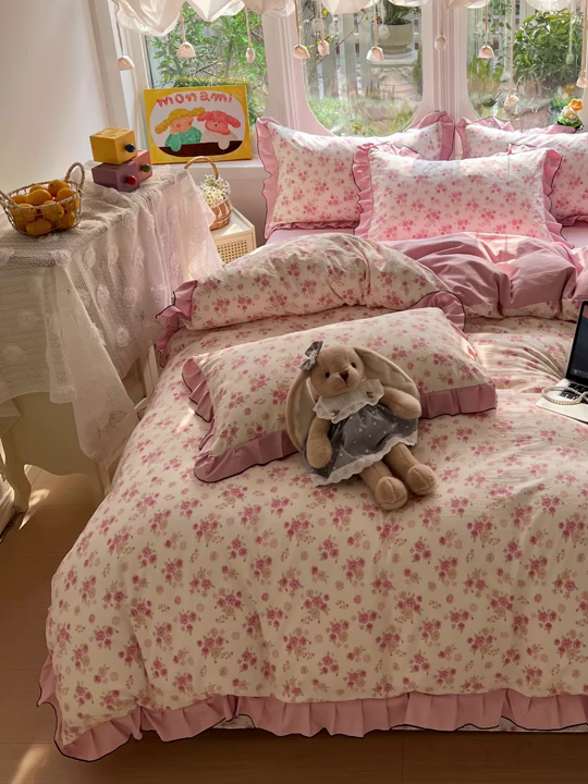 91家纺网 家纺一手货源 找家纺 莱越家纺 2026新款A类仿棉四件套古法水洗棉法式工艺花边四件套 十里桃花