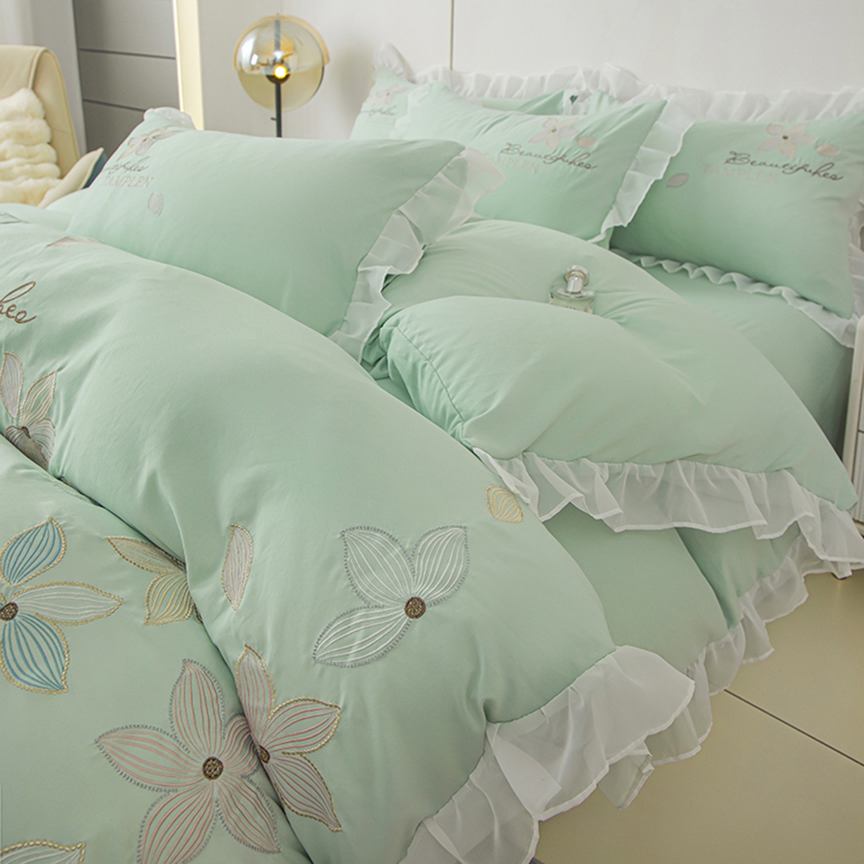 91家纺网 家纺一手货源 找家纺 木子家纺 2026新款水洗棉刺绣四件套-花颜系列 花颜-山翠绿