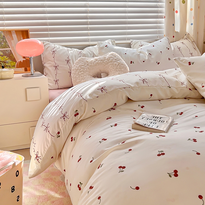 91家纺网 家纺一手货源 找家纺 木子家纺 2026新款水洗棉印花四件套--仲夏系列 樱桃少女