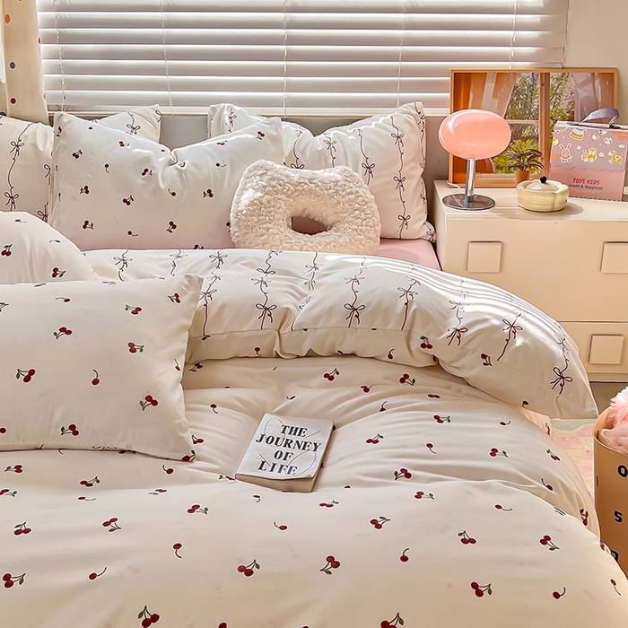 91家纺网 家纺一手货源 找家纺 木子家纺 2026新款水洗棉印花四件套--仲夏系列 樱桃少女