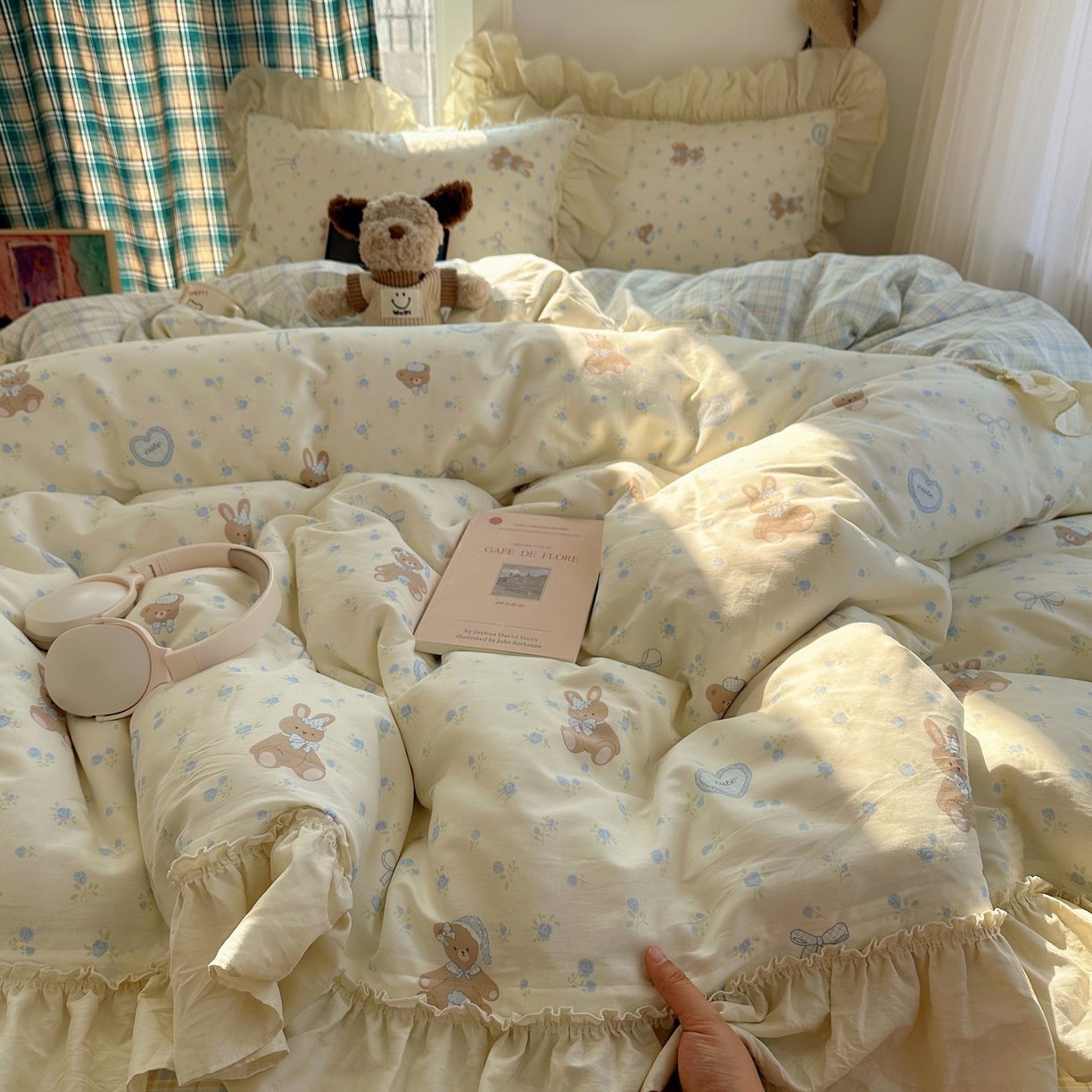 91家纺网 家纺一手货源 找家纺 瑞莱 2026春夏新款全棉纯棉印花韩系卡通花边四件套 爱心兔兔