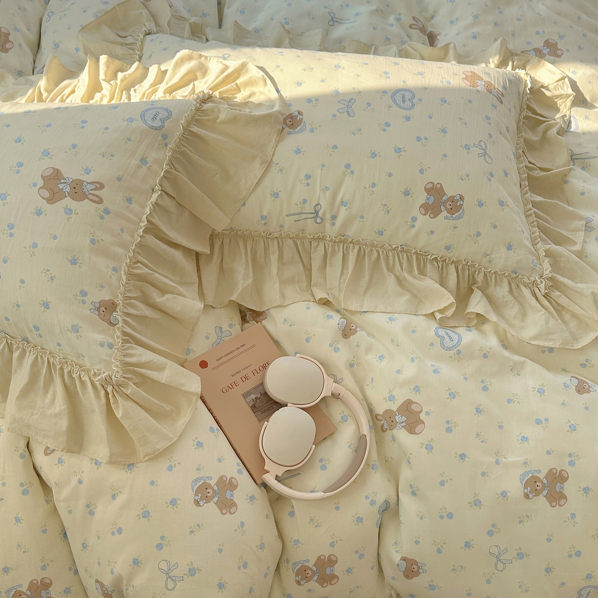 91家纺网 家纺一手货源 找家纺 瑞莱 2026春夏新款全棉纯棉印花韩系卡通花边四件套 爱心兔兔