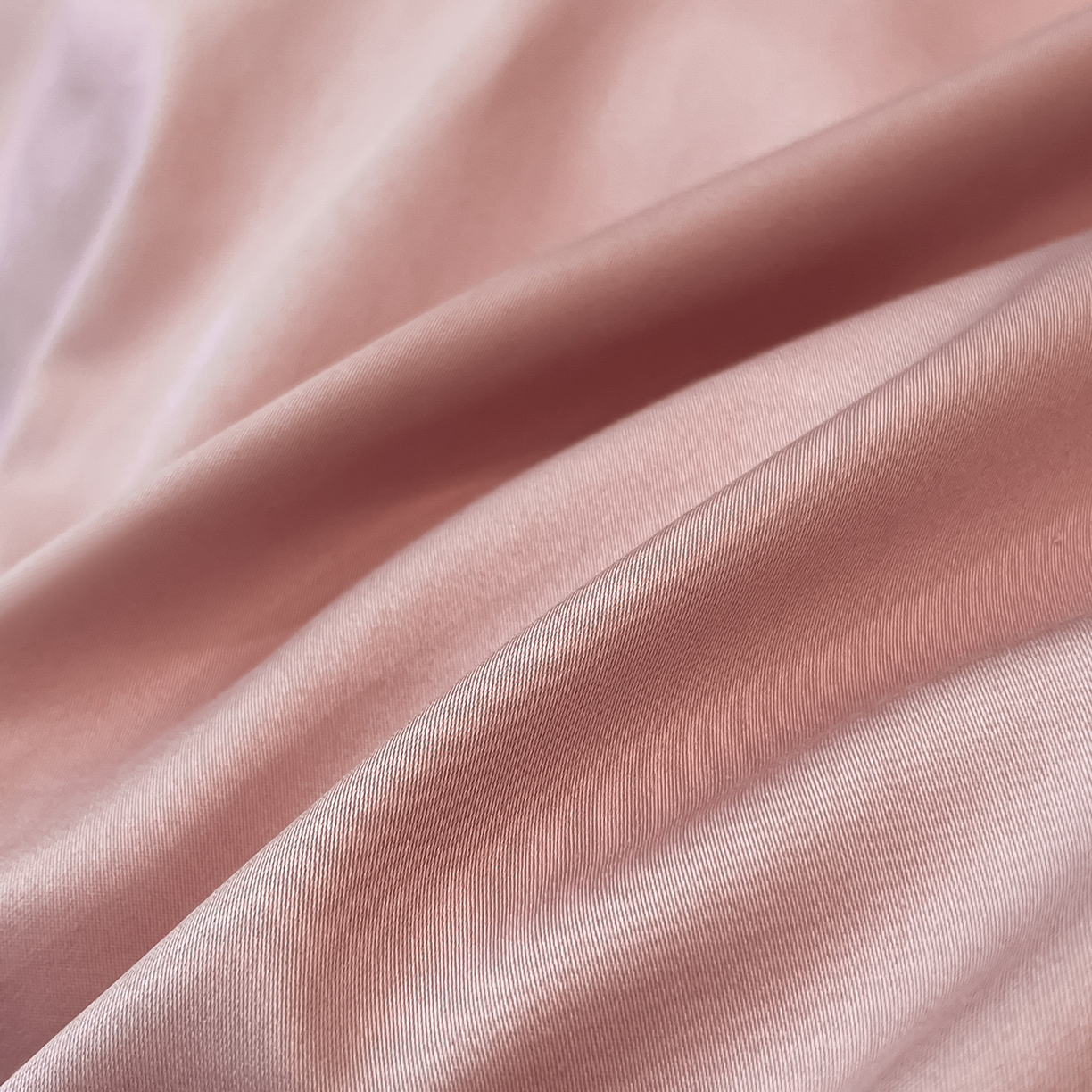 91家纺网 家纺一手货源 找家纺 置顶家纺 2026春夏新款130克磨毛花间集刺绣小清新四件套-风格一 花间集-浅豆沙