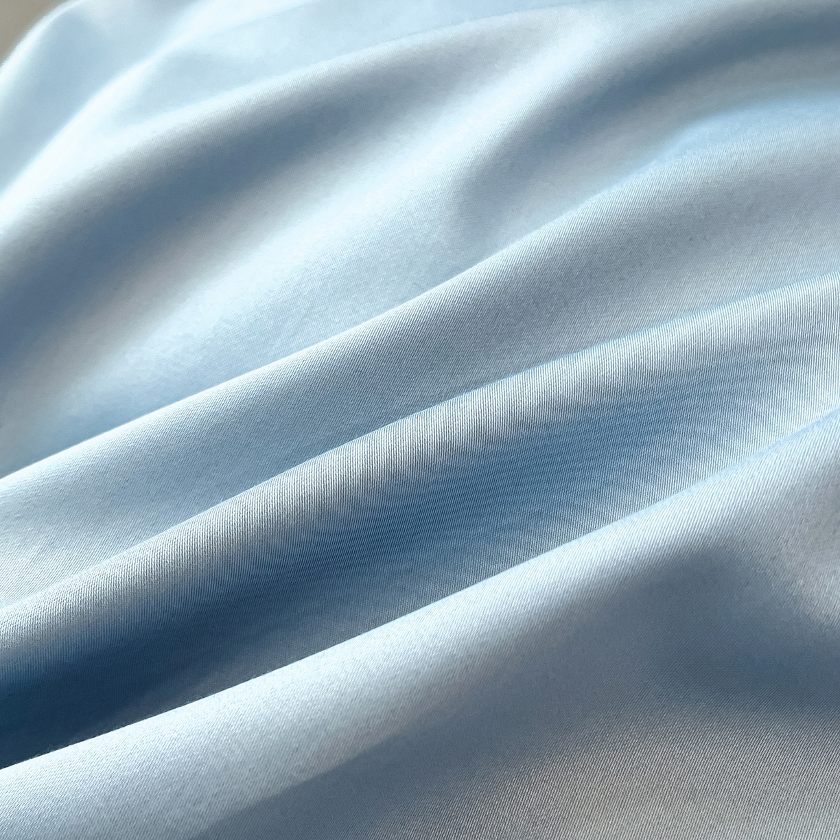 91家纺网 家纺一手货源 找家纺 置顶家纺 2026春夏新款130克磨毛花间集刺绣小清新四件套-风格一 花间集-天空蓝