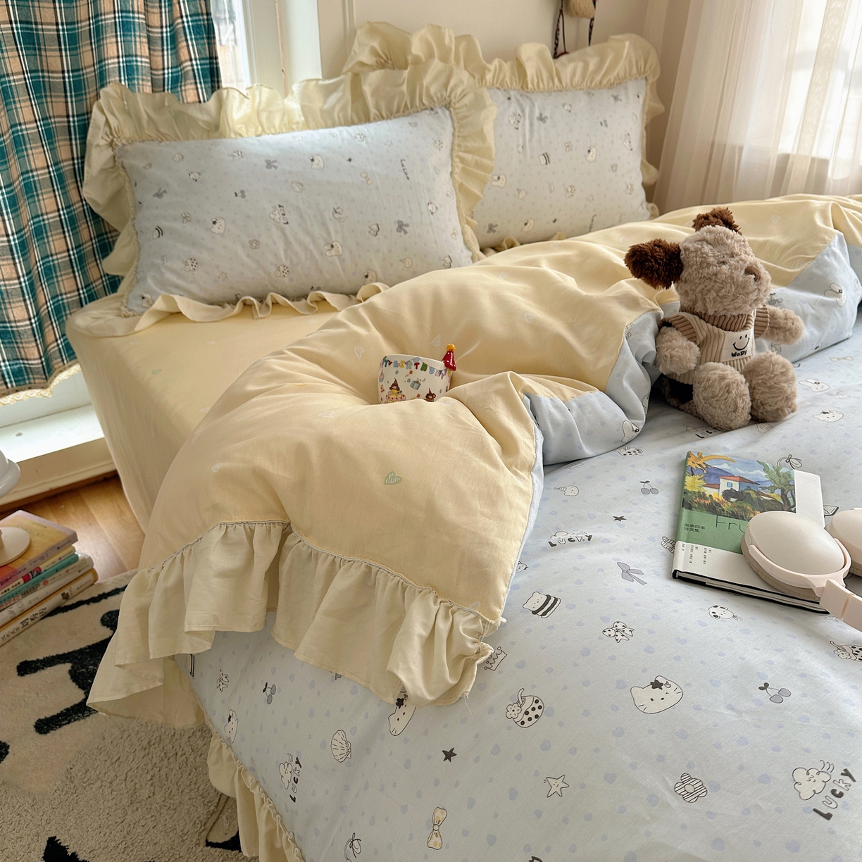 91家纺网 家纺一手货源 找家纺 瑞莱 2026春夏新款全棉纯棉印花韩系卡通花边四件套 欢乐季