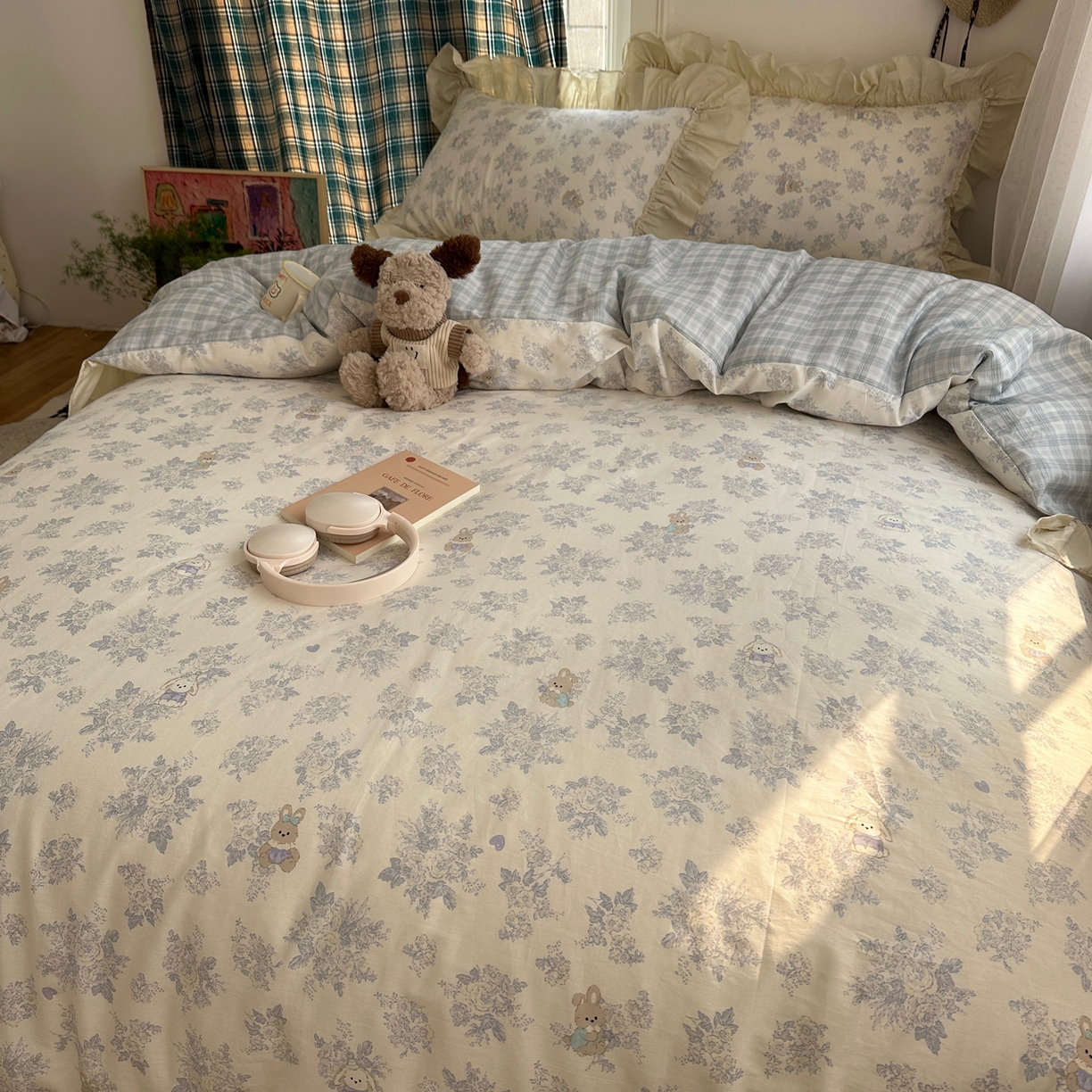 91家纺网 家纺一手货源 找家纺 瑞莱 2026春夏新款全棉纯棉印花韩系卡通花边四件套 秘境