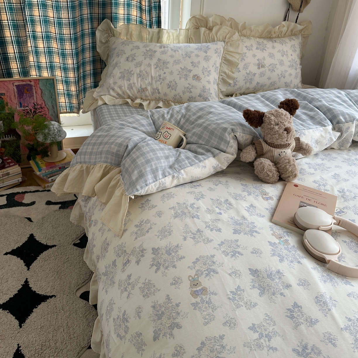 91家纺网 家纺一手货源 找家纺 瑞莱 2026春夏新款全棉纯棉印花韩系卡通花边四件套 秘境