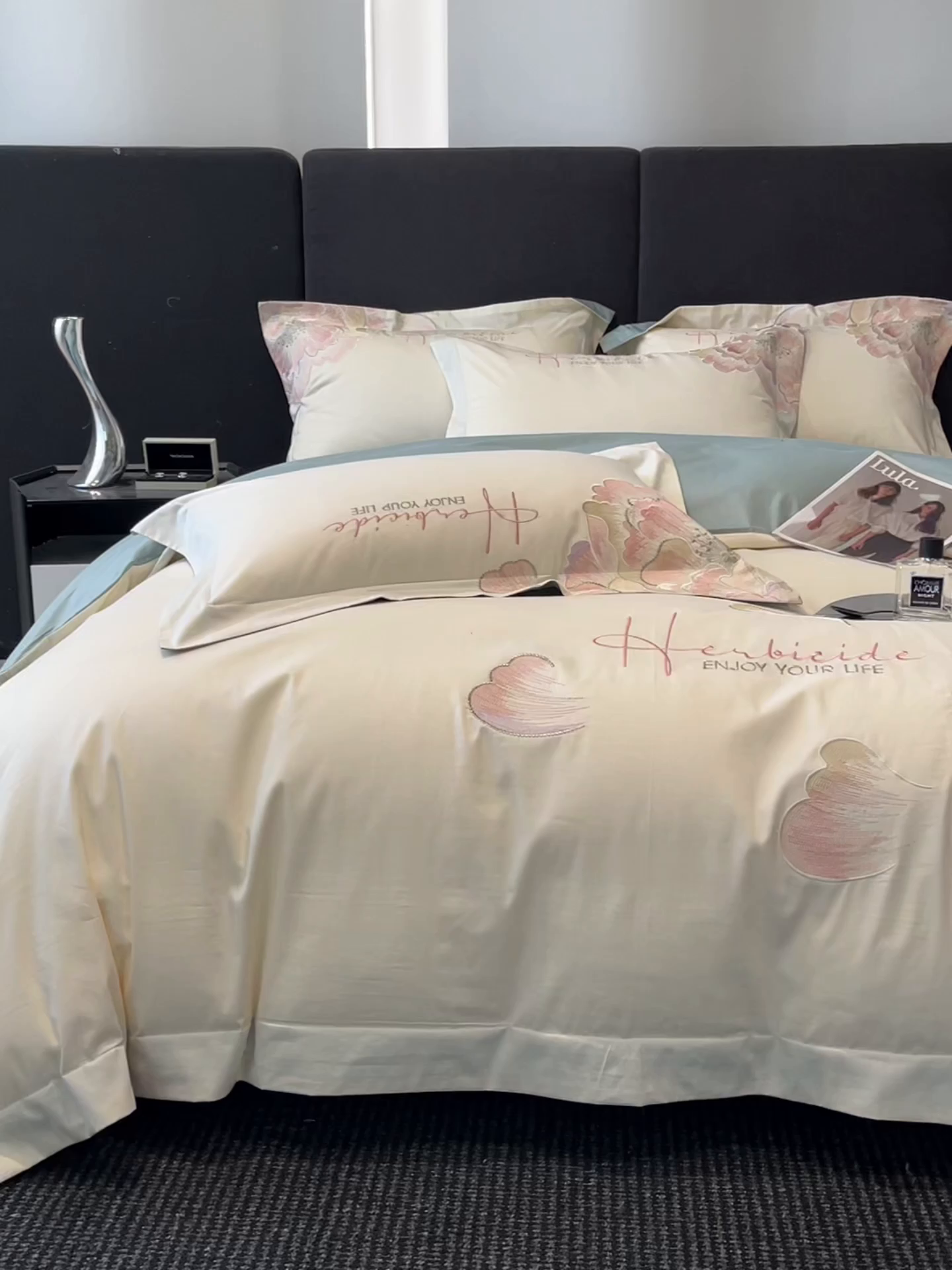 91家纺网 家纺一手货源 找家纺 （总）置顶家纺 2026春夏新款130克磨毛花间集刺绣小清新四件套-风格一