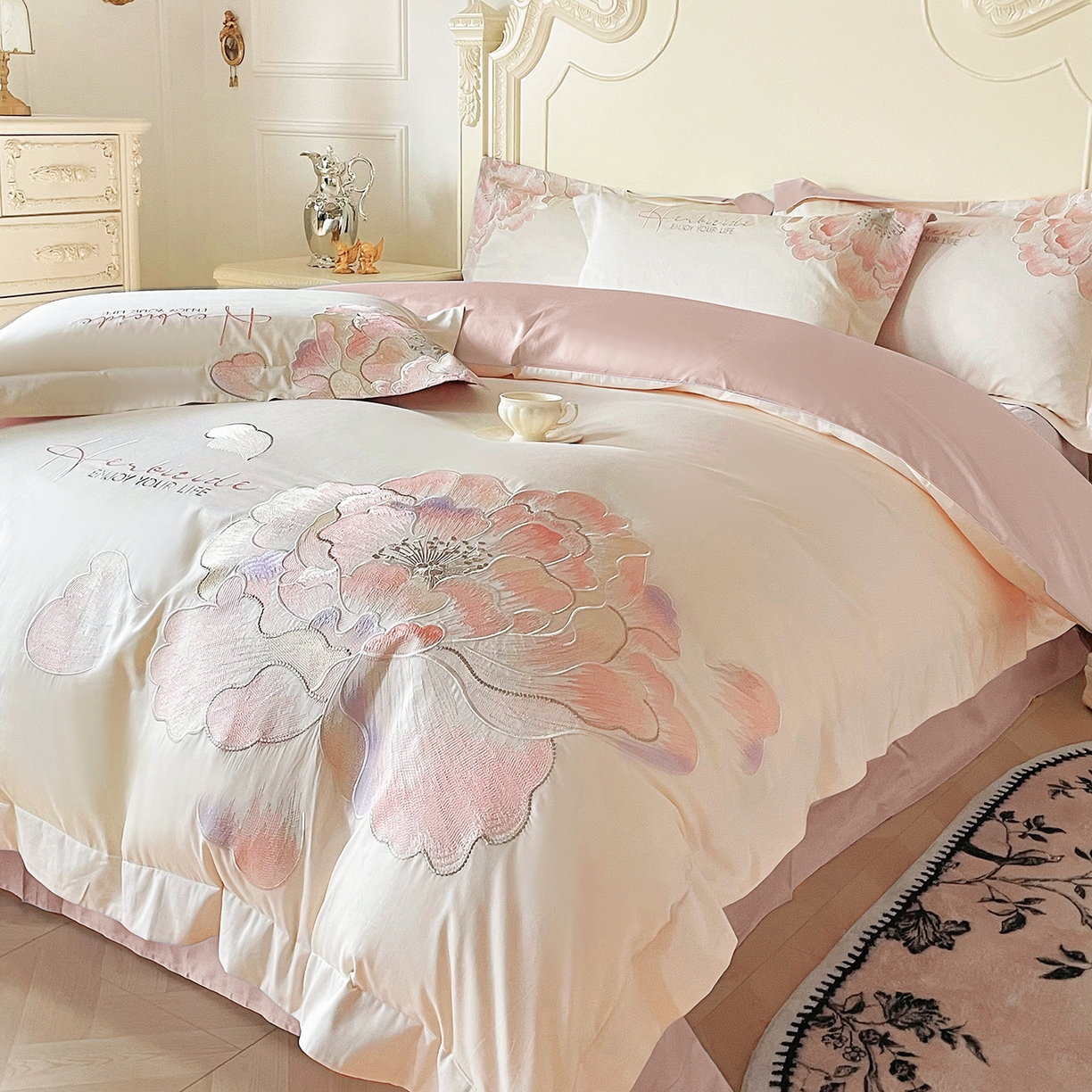 91家纺网 家纺一手货源 找家纺 （总）置顶家纺 2026春夏新款130克磨毛花间集刺绣小清新四件套-风格二