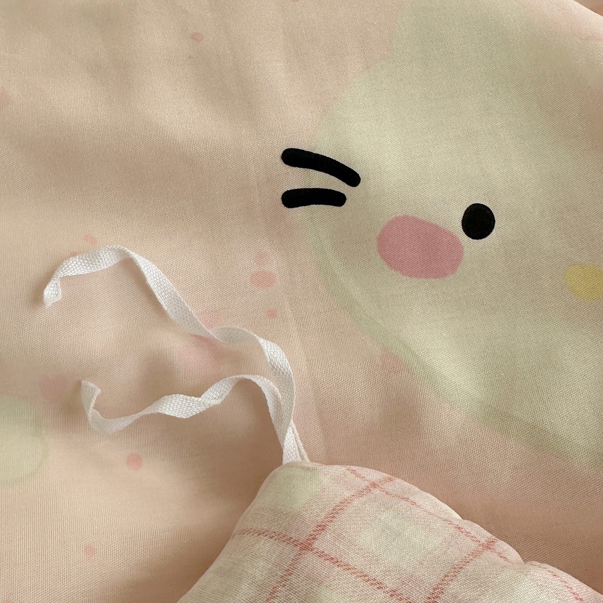 91家纺网 家纺一手货源 找家纺 瑞莱 2026春夏新款全棉纯棉印花韩系卡通花边四件套 小猫甜品屋