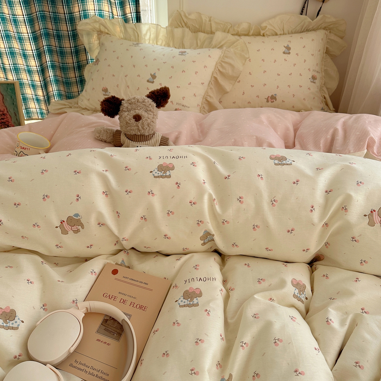 91家纺网 家纺一手货源 找家纺 瑞莱 2026春夏新款全棉纯棉印花韩系卡通花边四件套 樱桃小象