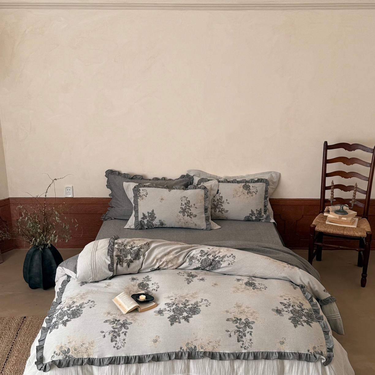 91家纺网 家纺一手货源 找家纺 （总）佳汐蓝家纺 2026春夏新款全棉纯棉复古大提花皱皱双层纱四件套-十里蔷薇 控价：卷后不低于398