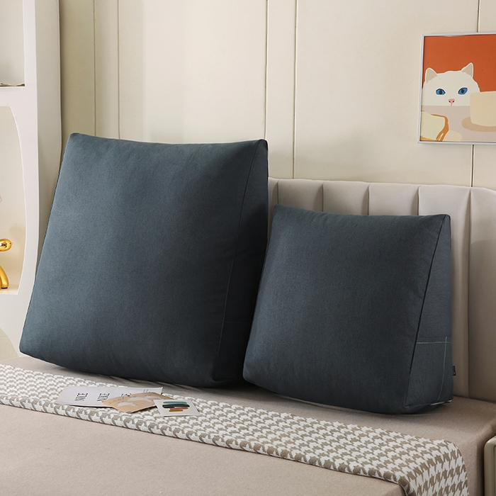 91家纺网 家纺一手货源 找家纺 永光家居 2026新款韩式三角靠垫（不供多多） 水墨灰