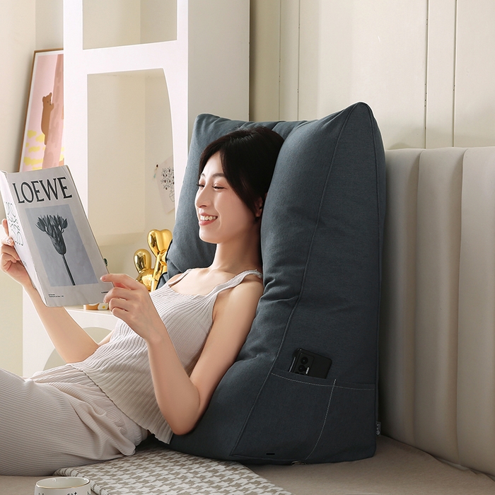 91家纺网 家纺一手货源 找家纺 永光家居 2026新款韩式三角靠垫（不供多多） 水墨灰