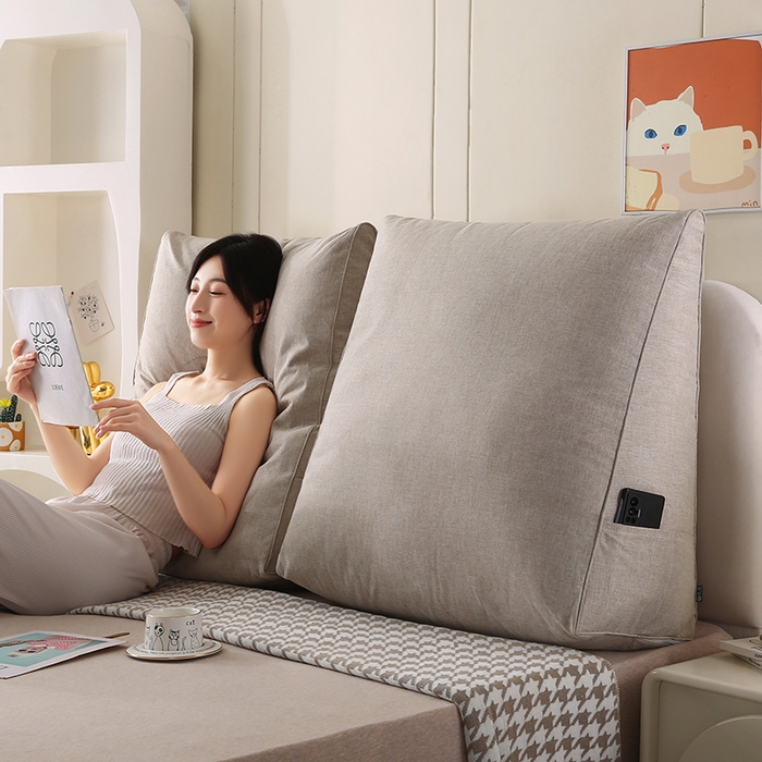 91家纺网 家纺一手货源 找家纺 永光家居 2026新款韩式三角靠垫（不供多多） 浅麻色