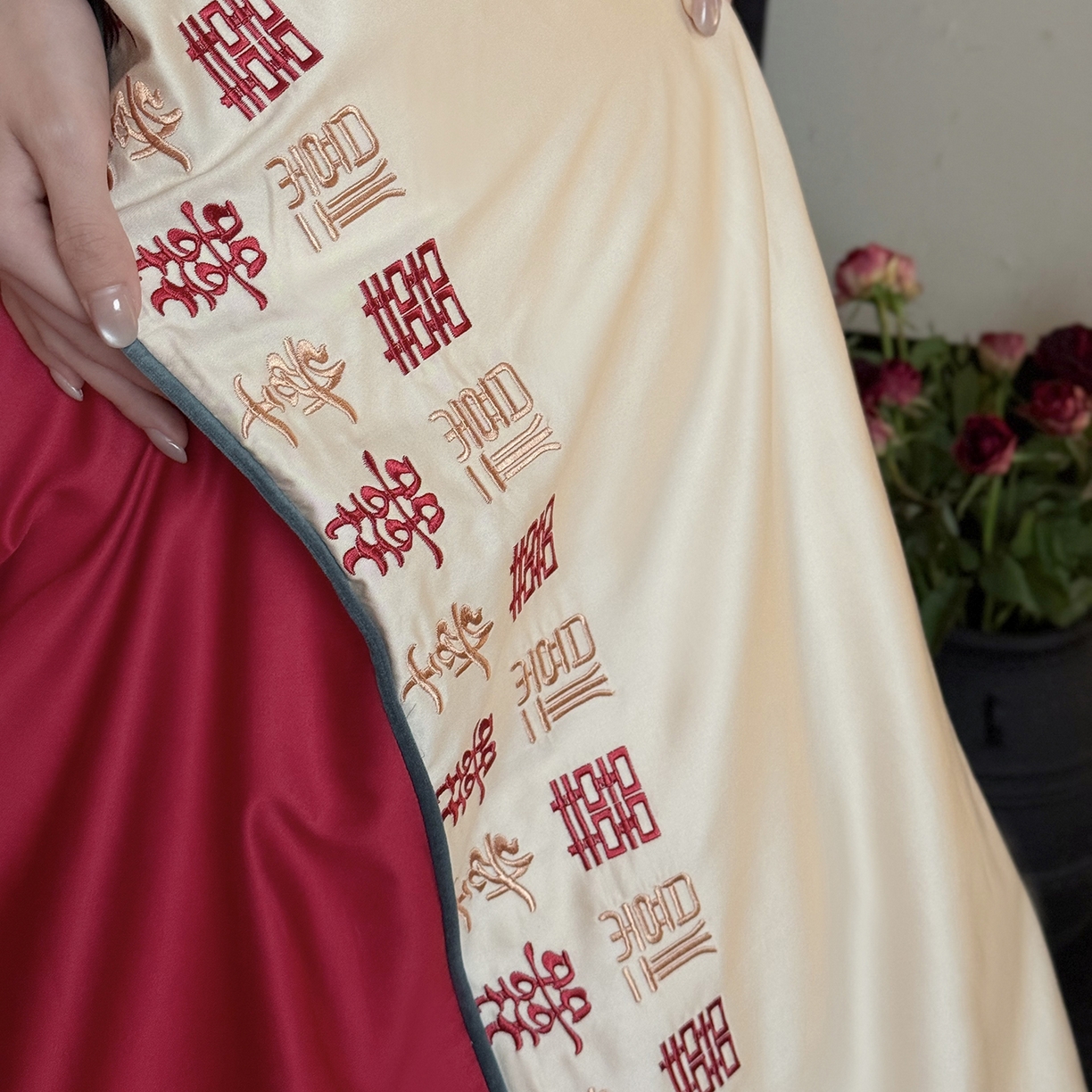 91家纺网 家纺一手货源 找家纺 （总）江涞 2026新款100支长绒棉进口高端刺绣可摘卸流苏四件套-迎喜（淘宝券后不低于 418/438）