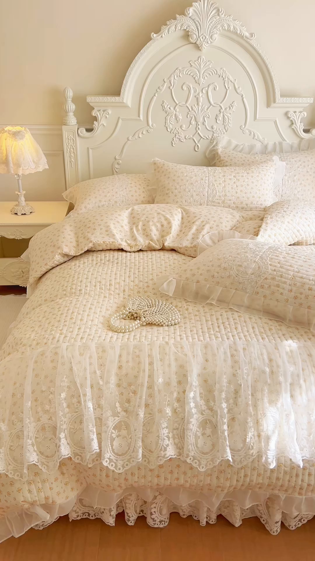 91家纺网 家纺一手货源 找家纺 恋尚 2026新款云感棉床笠式床裙四件套（控价225起） 轻香梦