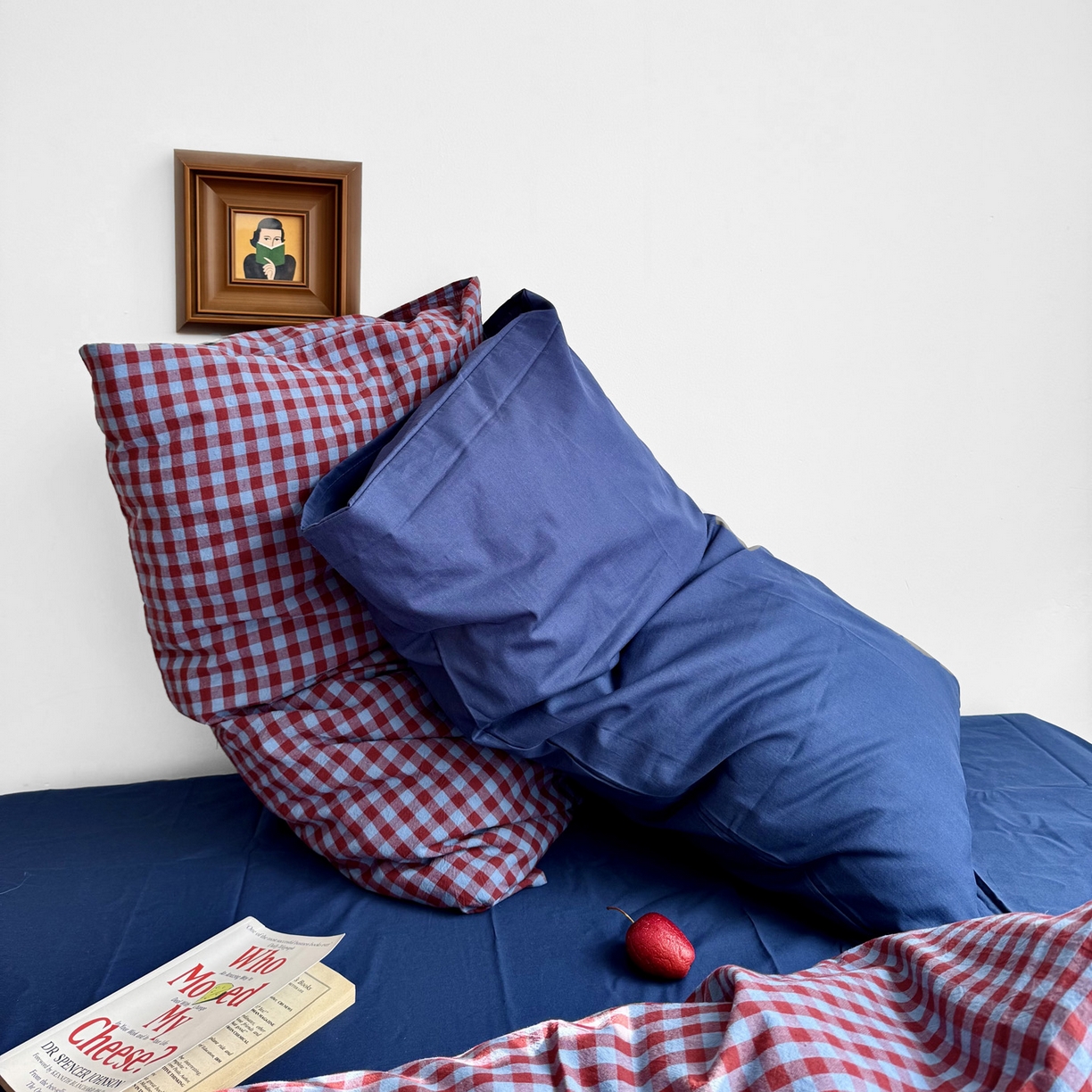 91家纺网 家纺一手货源 找家纺 例外 2026新款布拉格ins风色织水洗棉四件套 布拉格-臧红（深蓝底）