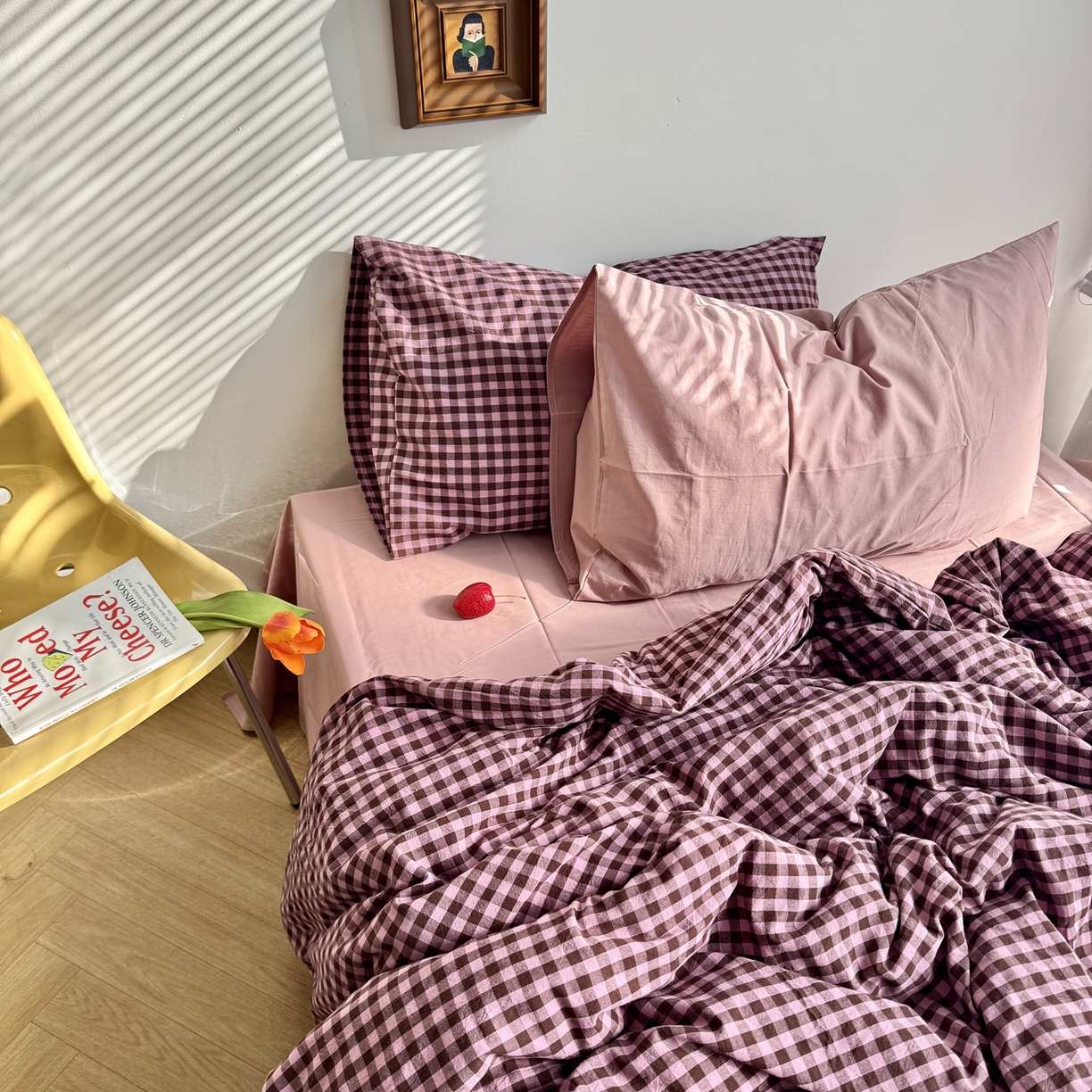 91家纺网 家纺一手货源 找家纺 例外 2026新款布拉格ins风色织水洗棉四件套 布拉格-树莓（粉底）