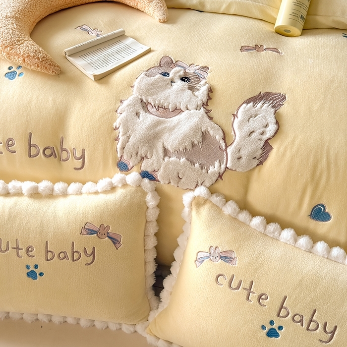 91家纺网 家纺一手货源 找家纺 （总）卡罗兰 2025新款牛奶绒兔毛绣花四件套