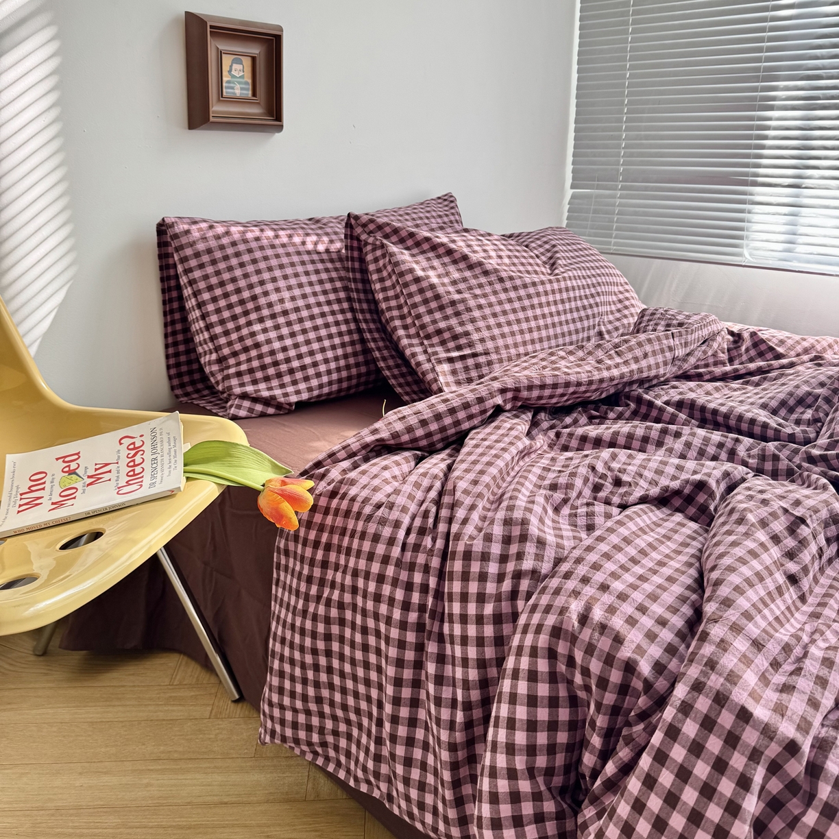 91家纺网 家纺一手货源 找家纺 例外 2026新款布拉格ins风色织水洗棉四件套 布拉格-树莓（棕底）