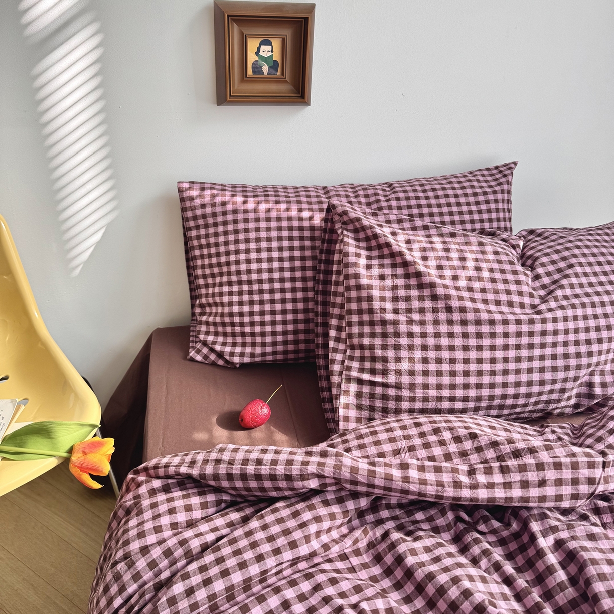 91家纺网 家纺一手货源 找家纺 例外 2026新款布拉格ins风色织水洗棉四件套 布拉格-树莓（棕底）