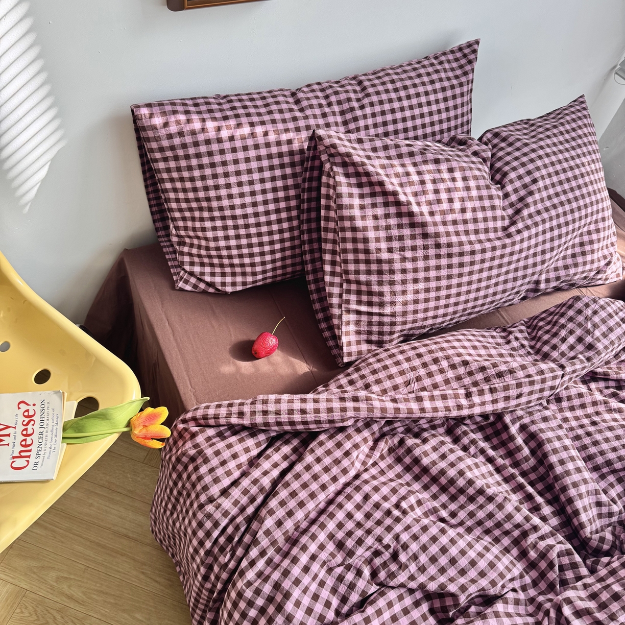 91家纺网 家纺一手货源 找家纺 例外 2026新款布拉格ins风色织水洗棉四件套 布拉格-树莓（棕底）