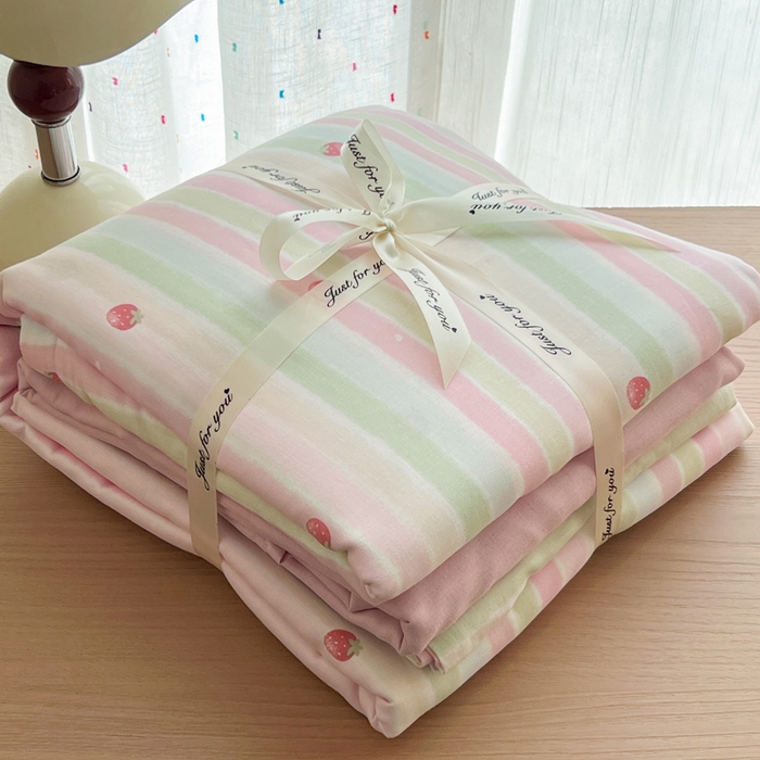 91家纺网 家纺一手货源 找家纺 仟网汇 2026新款有氧全棉双层纱四件套 草莓酱