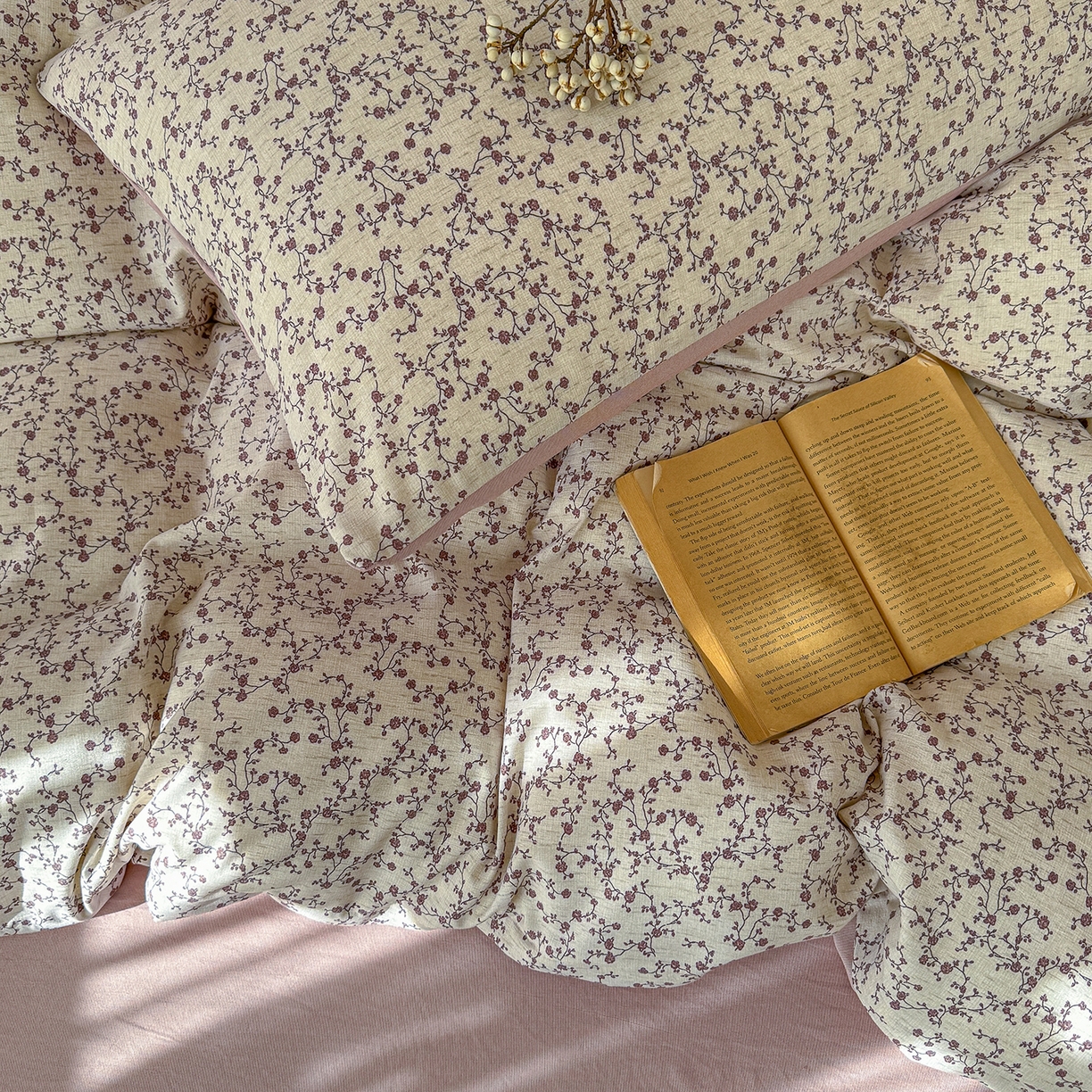 91家纺网 家纺一手货源 找家纺 竹合家纺 2026春夏新品色织棉麻棉纱系列皱皱纱四件套 复古小花