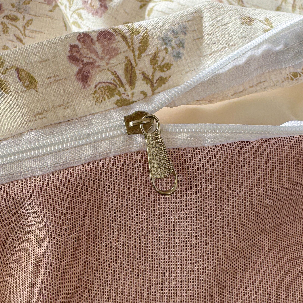 91家纺网 家纺一手货源 找家纺 竹合家纺 2026春夏新品色织棉麻棉纱系列皱皱纱四件套 春风里