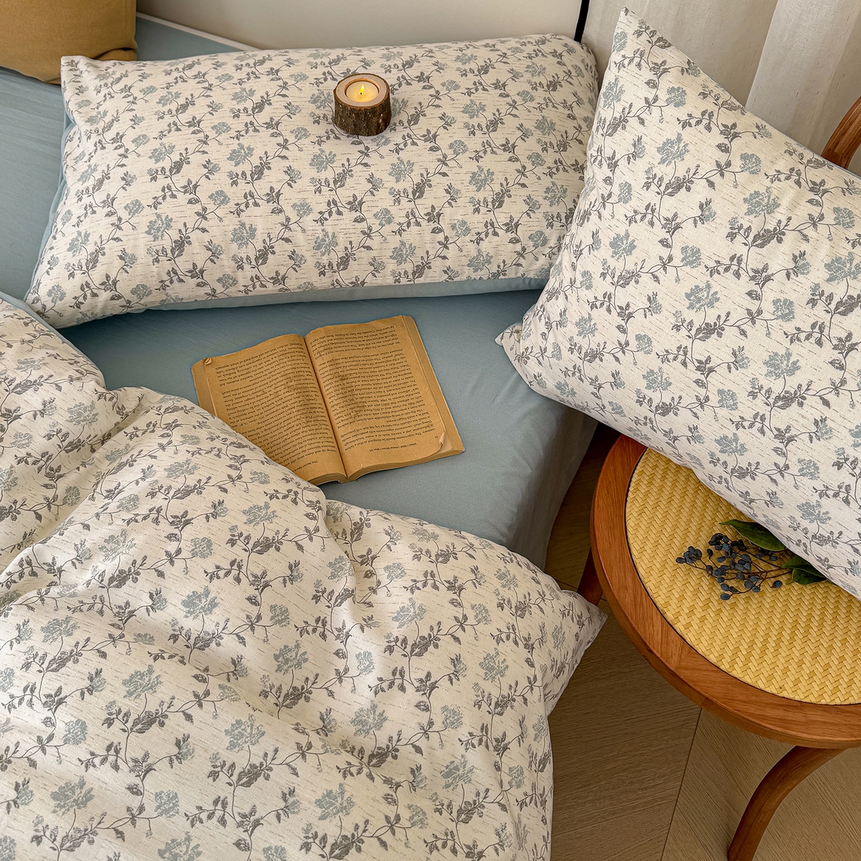 91家纺网 家纺一手货源 找家纺 竹合家纺 2026春夏新品色织棉麻棉纱系列皱皱纱四件套 洛可花影