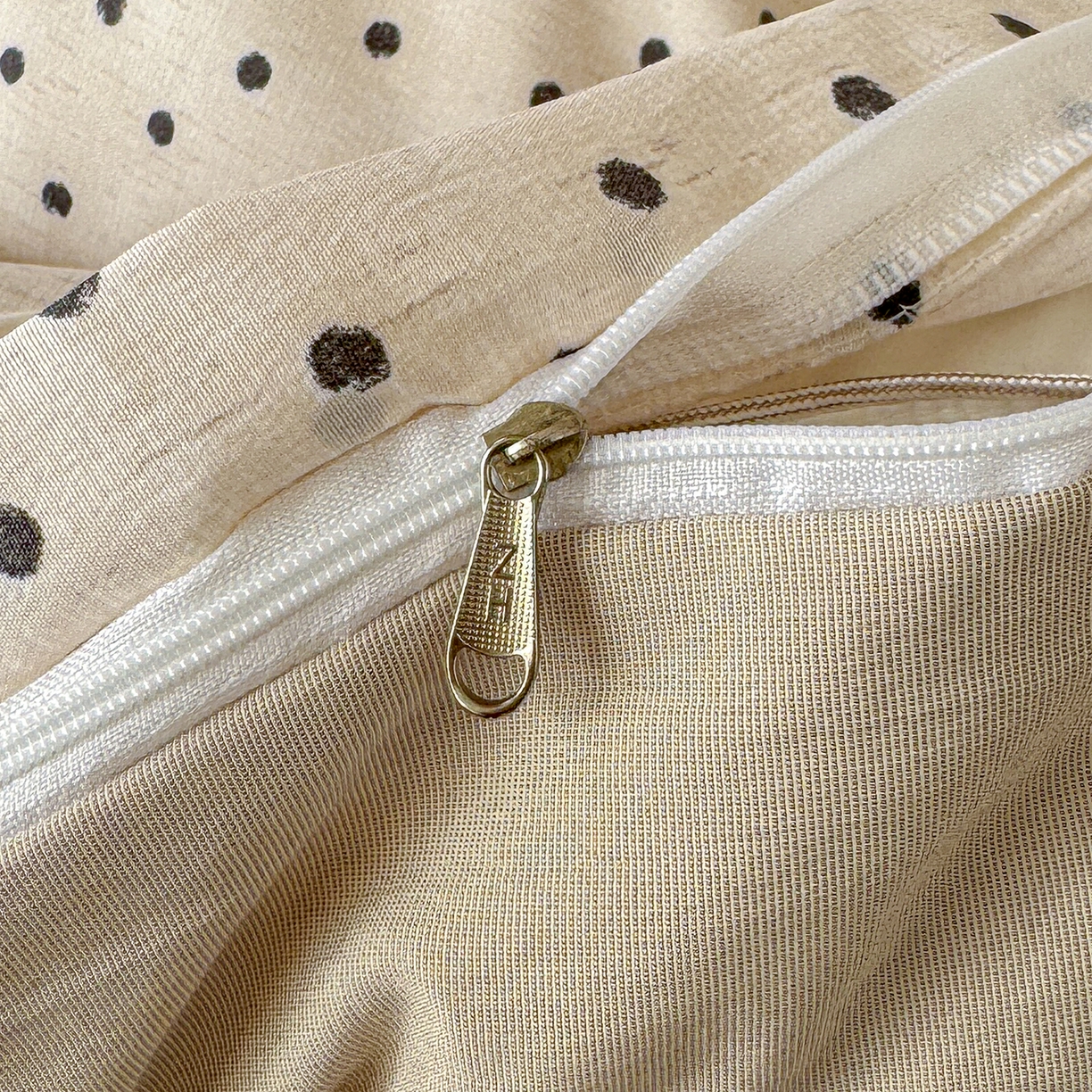 91家纺网 家纺一手货源 找家纺 竹合家纺 2026春夏新品色织棉麻棉纱系列皱皱纱四件套 清新波点