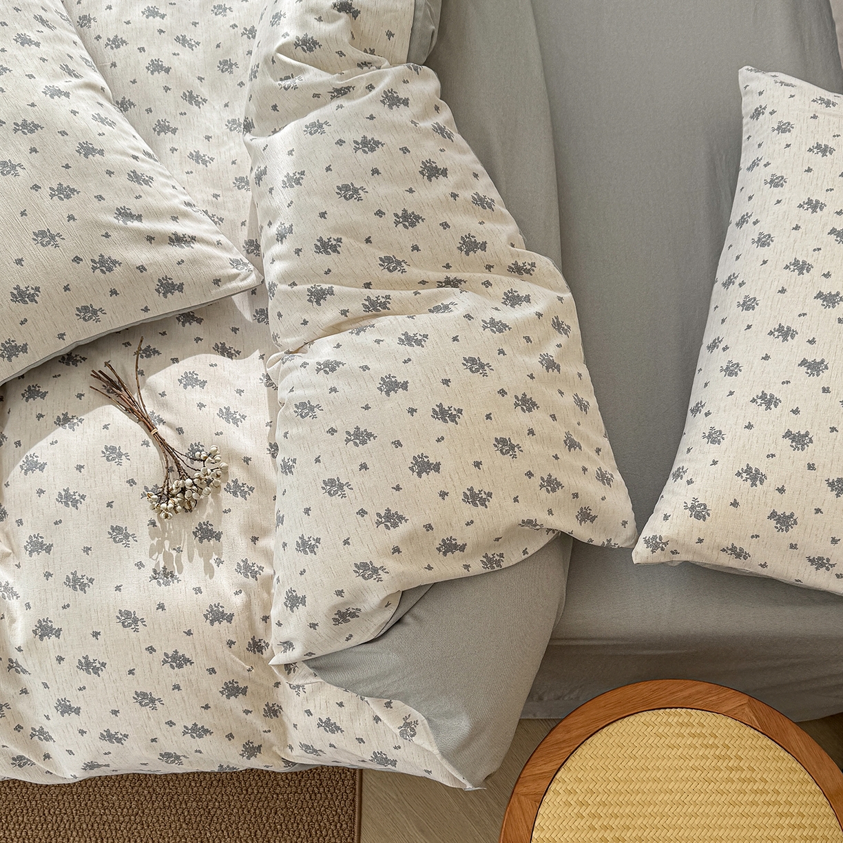 91家纺网 家纺一手货源 找家纺 竹合家纺 2026春夏新品色织棉麻棉纱系列皱皱纱四件套 罗卡拉灰