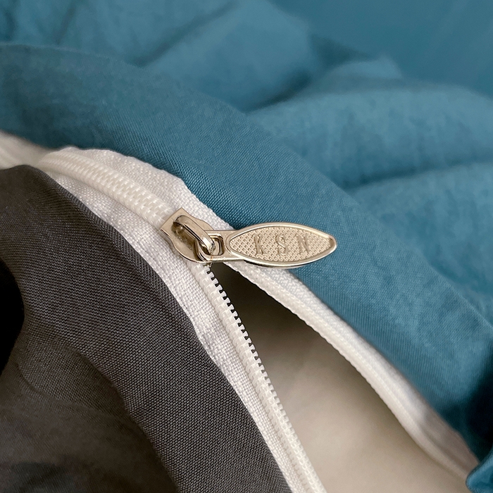 91家纺网 家纺一手货源 找家纺 卡斯诺家纺馆 2026新款水洗棉纯色双拼四件套（下载文件包含买家秀） 宝兰深灰