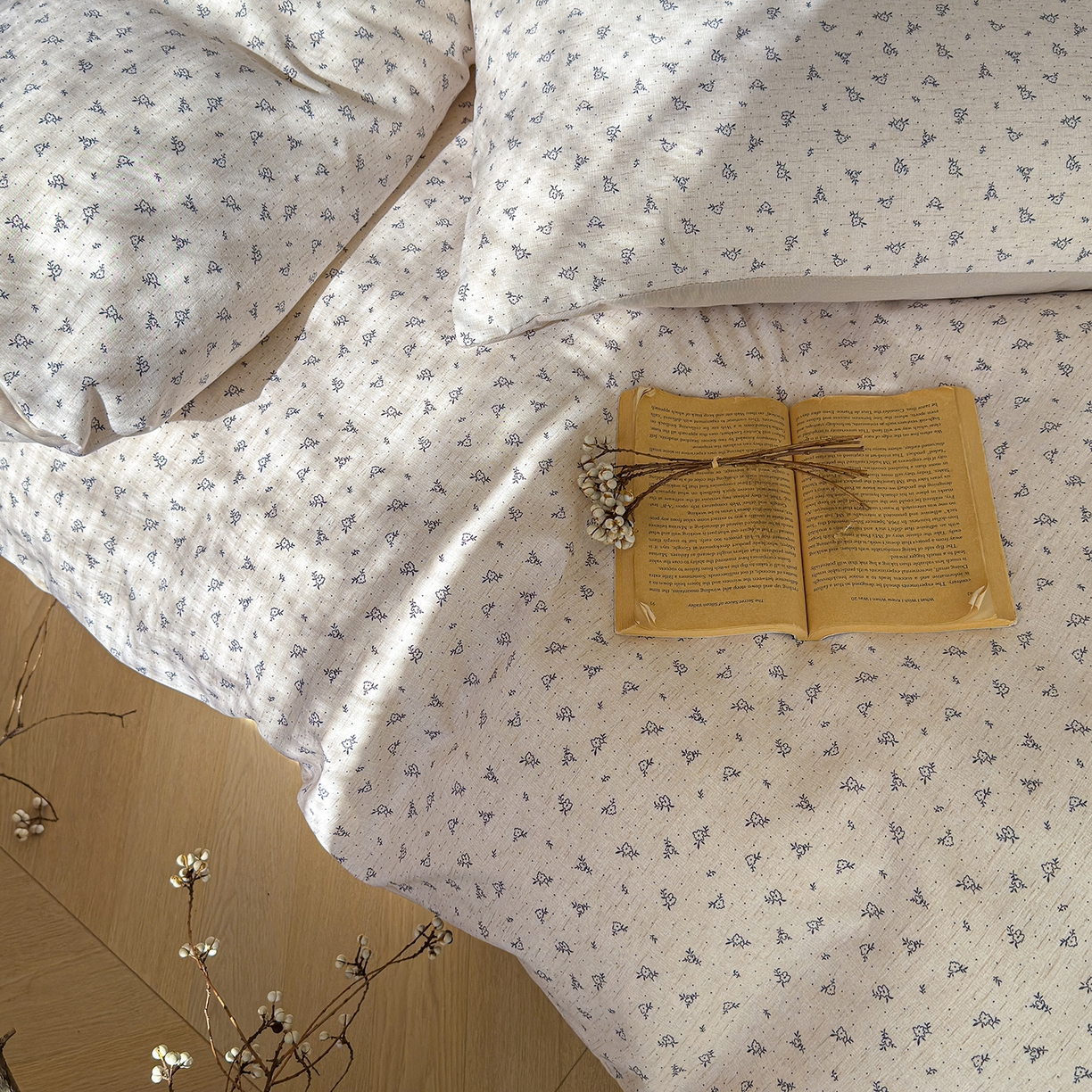 91家纺网 家纺一手货源 找家纺 竹合家纺 2026春夏新品色织棉麻棉纱系列皱皱纱四件套 素雅小花