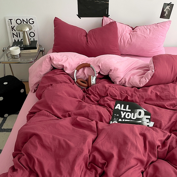 91家纺网 家纺一手货源 找家纺 卡斯诺家纺馆 2026新款水洗棉纯色双拼四件套（下载文件包含买家秀） 酒红浅粉