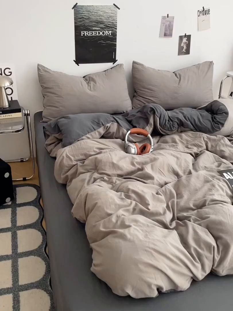 91家纺网 家纺一手货源 找家纺 卡斯诺家纺馆 2026新款水洗棉纯色双拼四件套（下载文件包含买家秀） 浅灰深灰