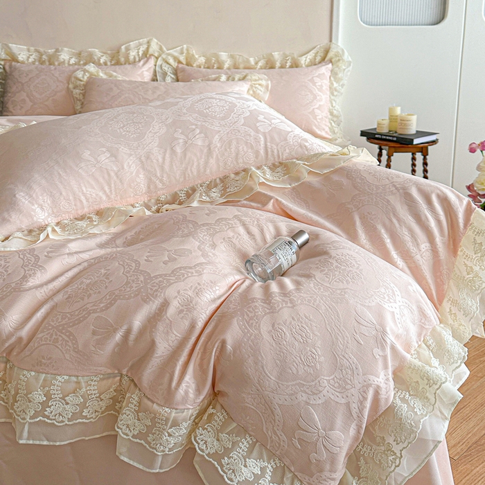 91家纺网 家纺一手货源 找家纺 你好美丽 2026新款水洗棉提花双层雪纺花边四件套-梦甜系列 梦甜玉