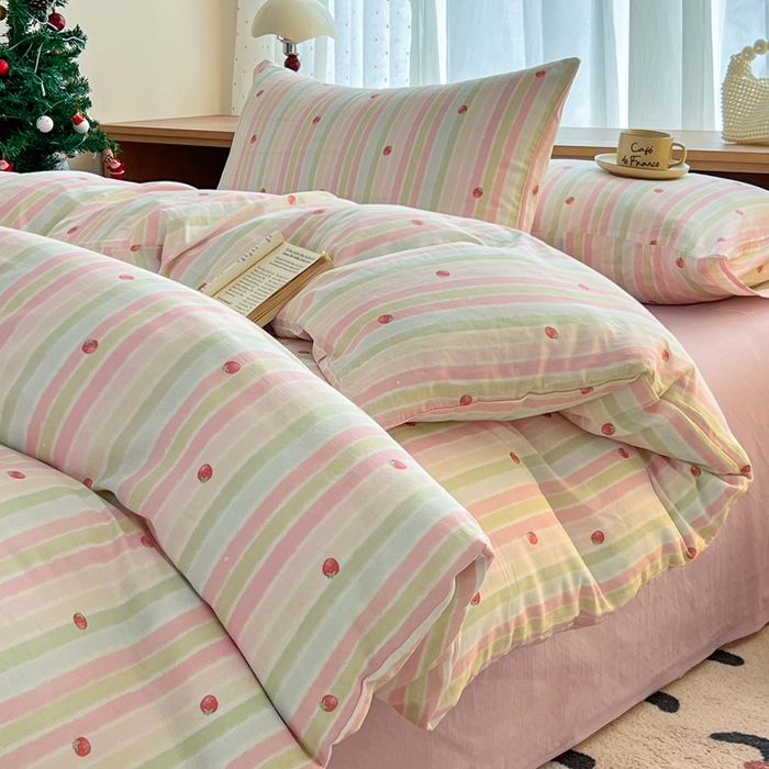 91家纺网 家纺一手货源 找家纺 仟网汇 2025新款全棉纯棉层纱四件套 草莓酱