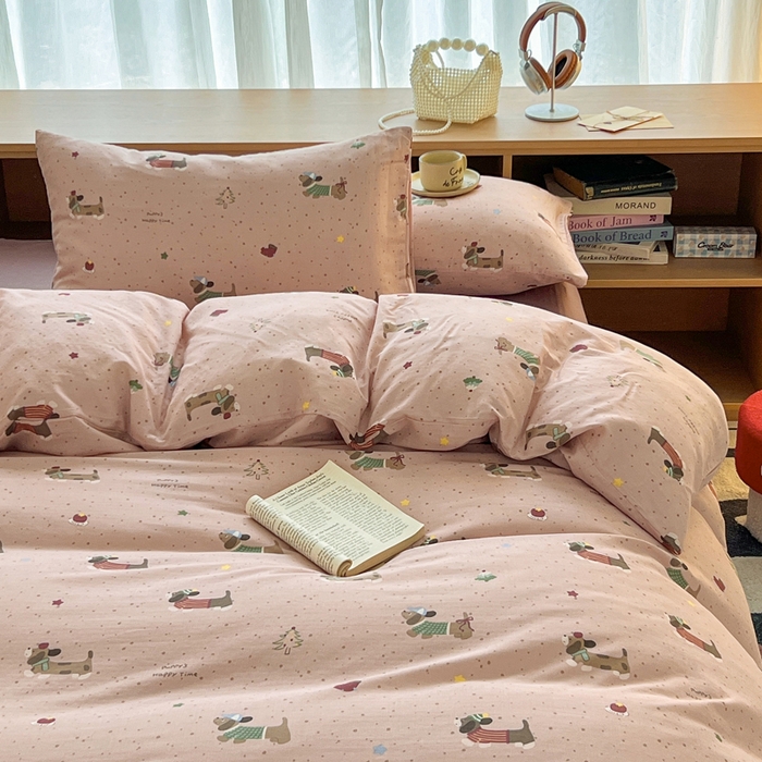 91家纺网 家纺一手货源 找家纺 仟网汇 2025新款全棉纯棉层纱四件套 狗狗派对