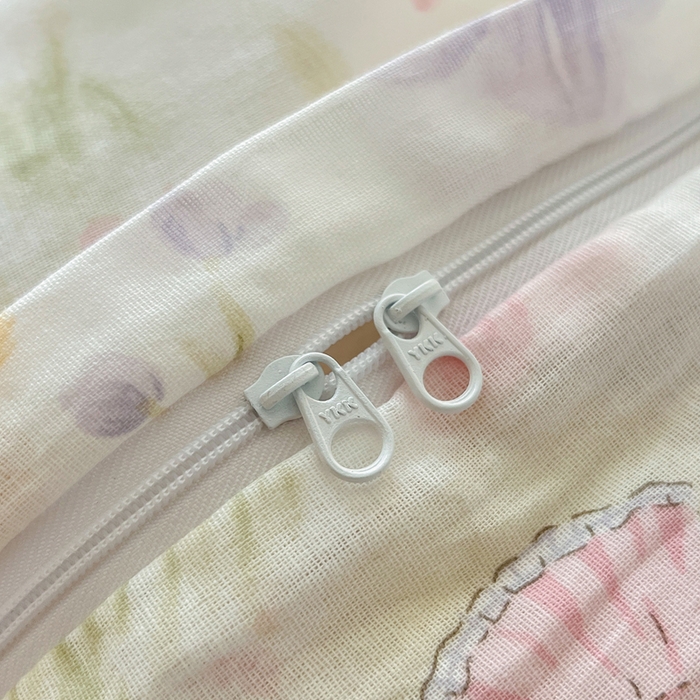 91家纺网 家纺一手货源 找家纺 仟网汇 2025新款全棉纯棉层纱四件套 维尼熊